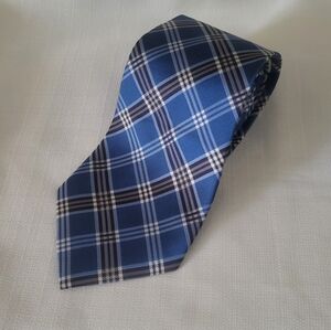 University of Kentucky UK Plaid 100% Silk Kentucky Wildcats Blue Necktie